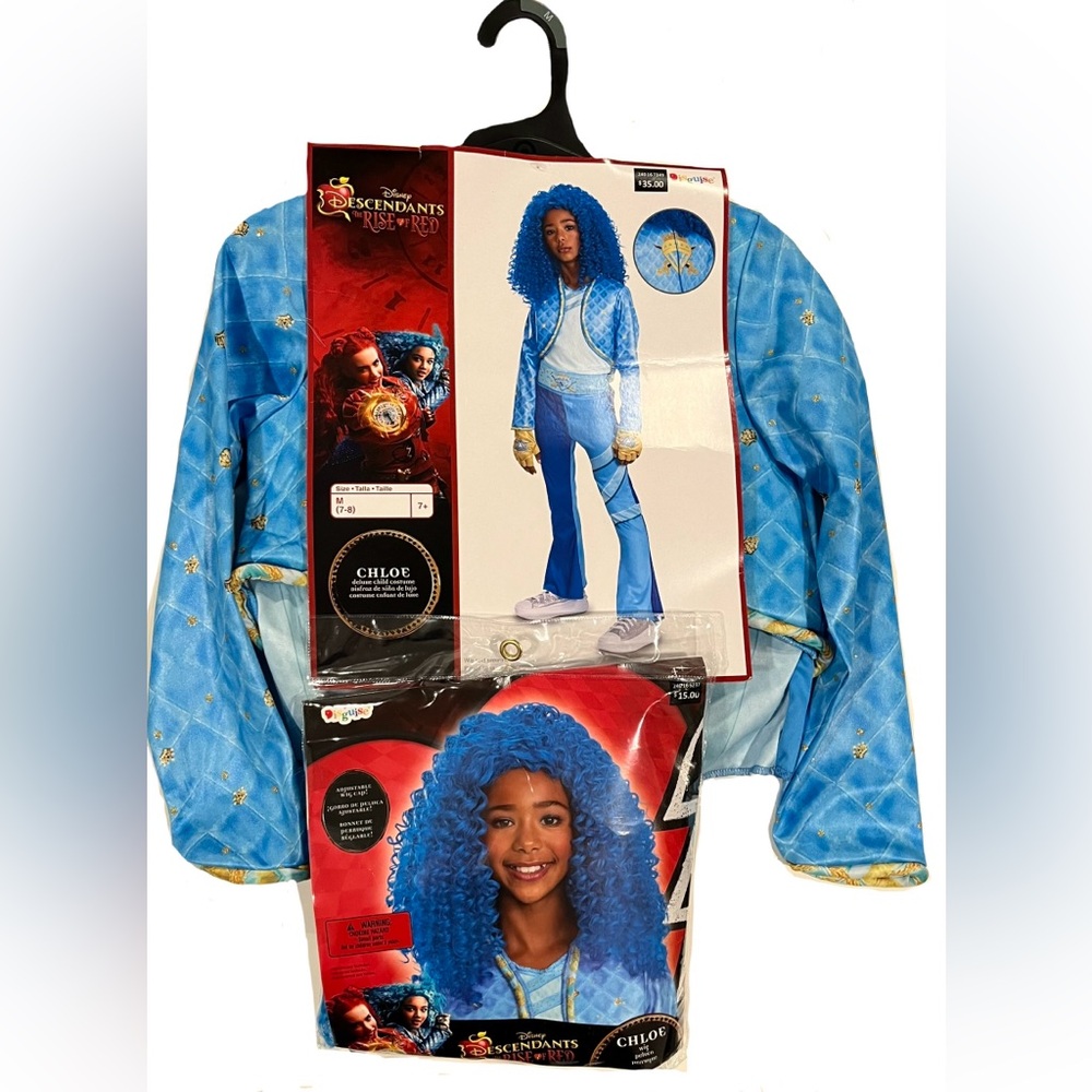 NWT Descendants “Rise of Red” Chloe Costume size M(7/8)